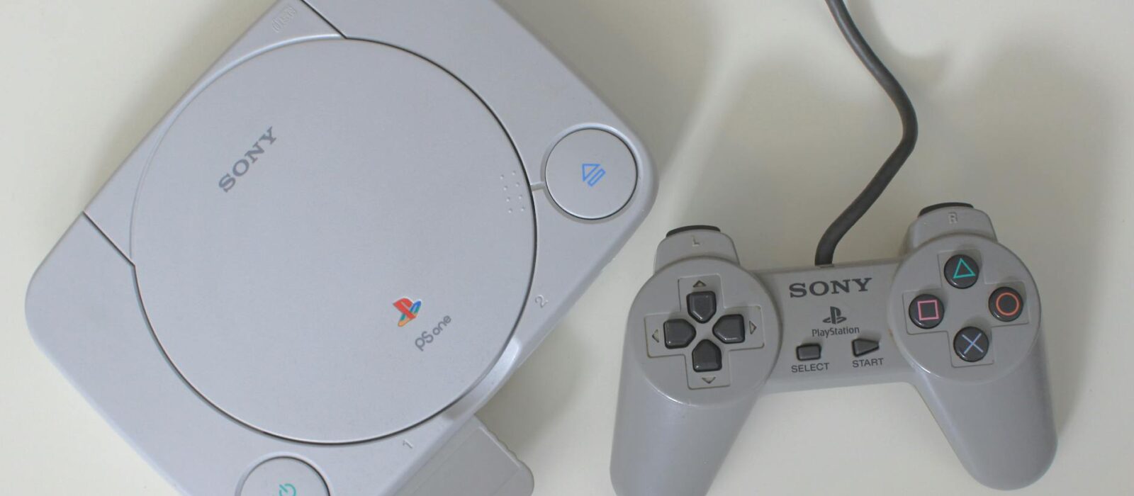 8BitDo Wireless PS1 Controller Review: Worth £40 in 2026 UK?