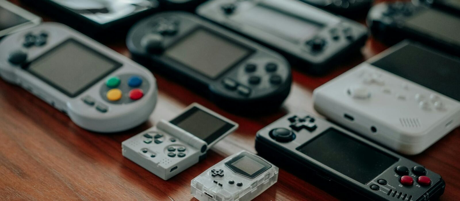 Anbernic RG Cube Review: Is It Worth £170 for GameCube in 2026?